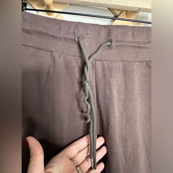 Alphalete Brown Sweat Pants Sz M - Picture 6 of 7